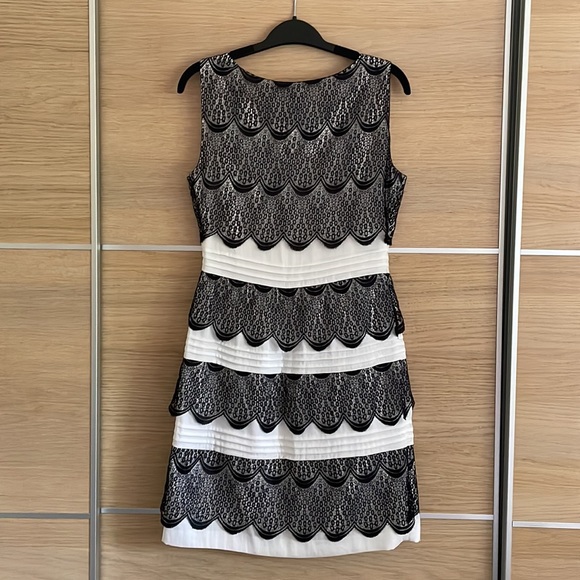 BCBG light dress - Picture 2 of 4